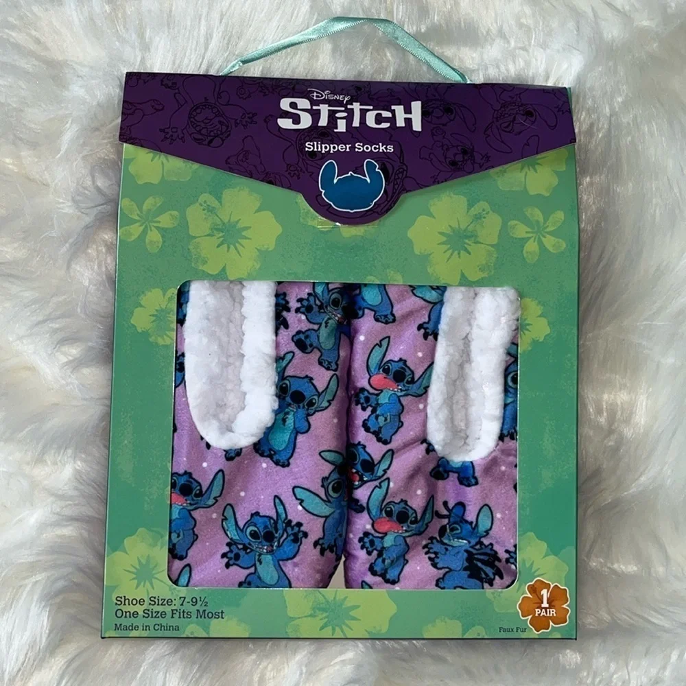 🆕 DISNEY STITCH FUZZY SLIPPER SOCKS Faux Fur Fuzzy Babba  Shoe Size 7-9.5